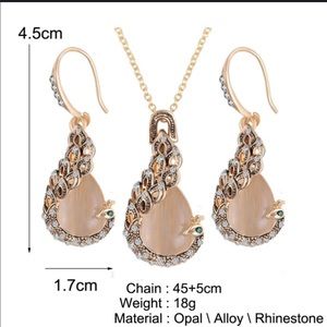 Peacock necklace set